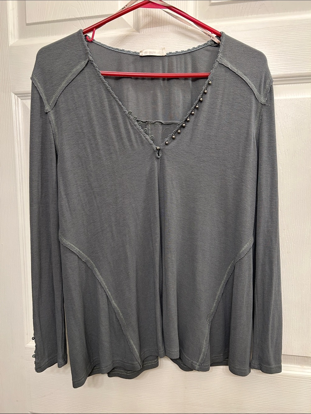 Women's Slate Gray Long-Sleeve V-Neck Top with Stud Trim
